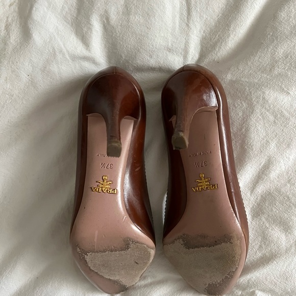 Prada Patent Brown Leather Pumps - Picture 6 of 7